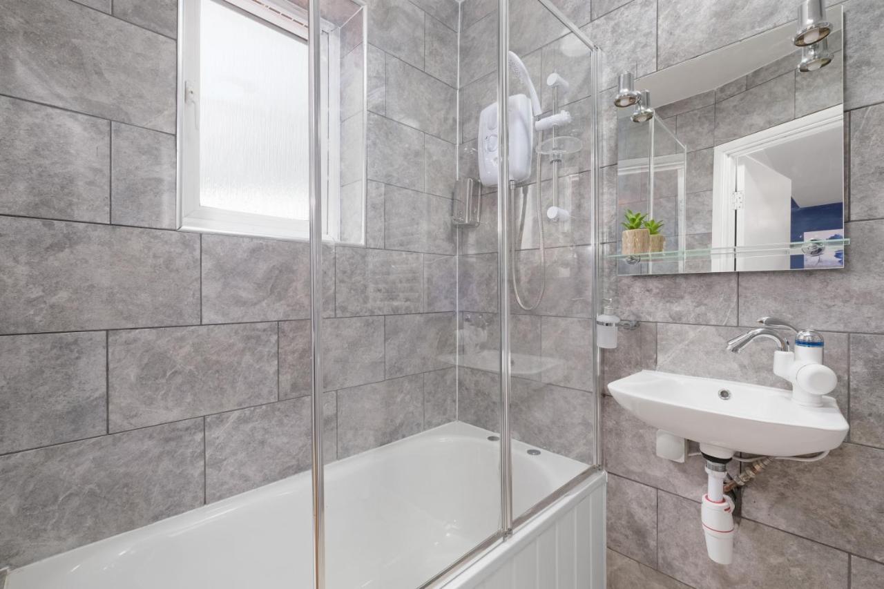 Fernbank Studios Sudbury Hill Harrow Self-Contained Studios With En-Suite Wembley Eksteriør bilde