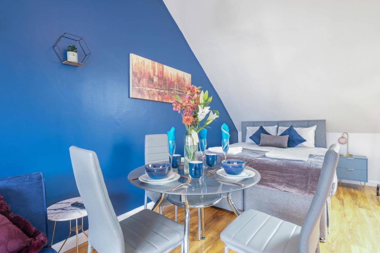 Fernbank Studios Sudbury Hill Harrow Self-Contained Studios With En-Suite Wembley Eksteriør bilde