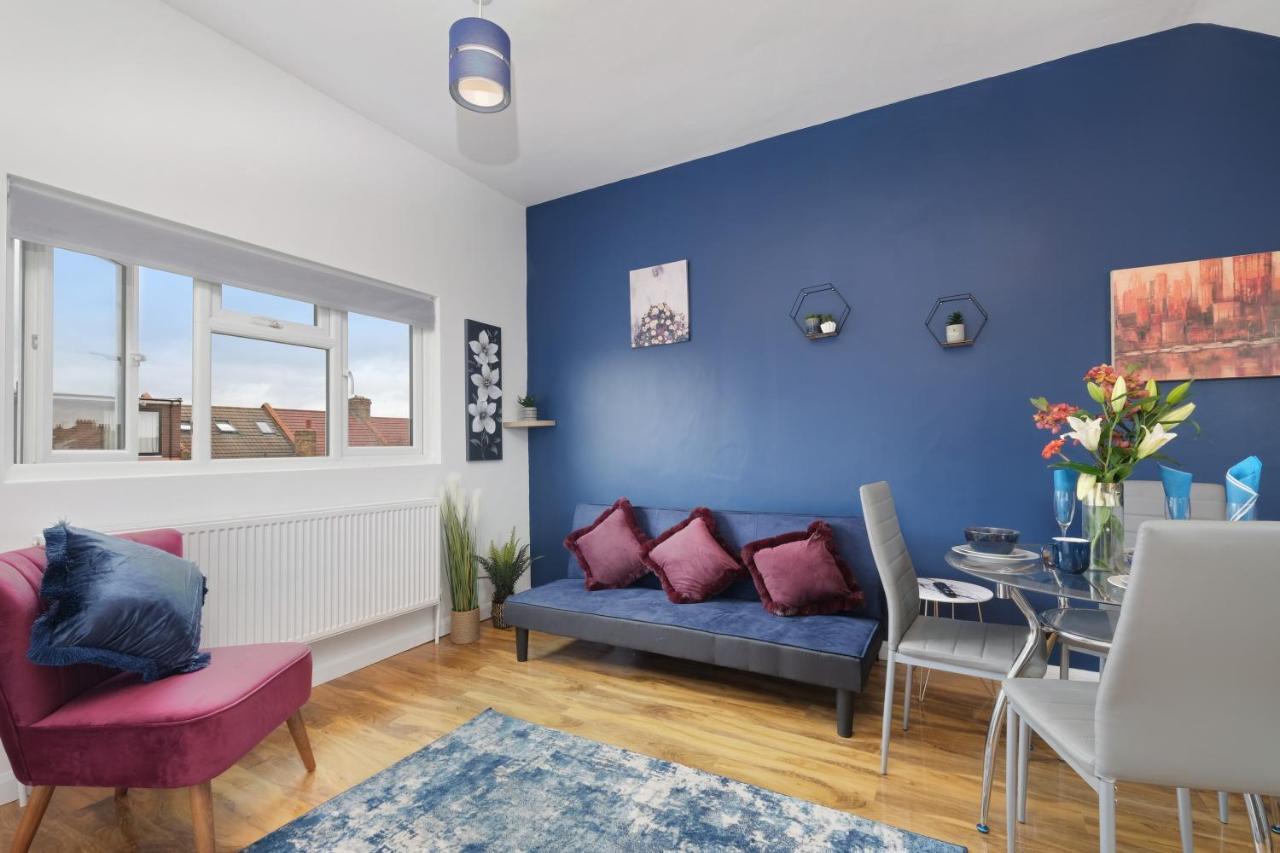 Fernbank Studios Sudbury Hill Harrow Self-Contained Studios With En-Suite Wembley Eksteriør bilde
