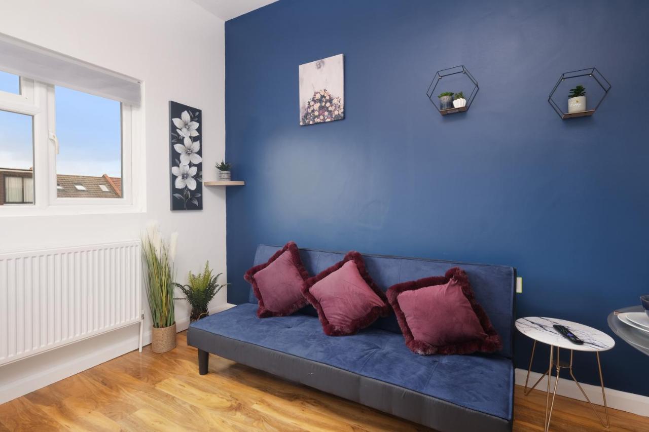 Fernbank Studios Sudbury Hill Harrow Self-Contained Studios With En-Suite Wembley Eksteriør bilde